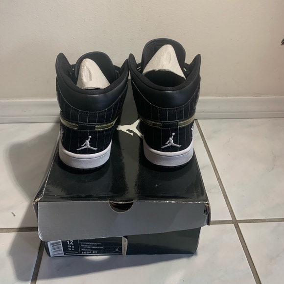 Jordan 1 Opening Day Black - Picture 4 of 5